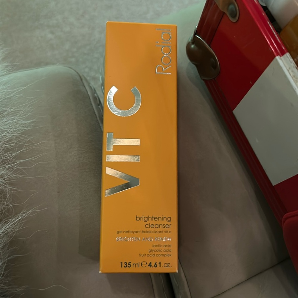 Rodial VIT C BRIGHTENING CLEANSER 4.6fl oz Authentic New!
